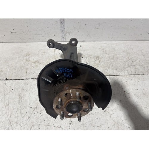 Toyota C-HR Left Rear Hub Assembly Gen1 12/2016-09/2023