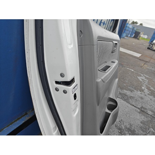 Toyota Hilux Left Rear Door Lock Mechanism KUN26 03/2005-08/2015