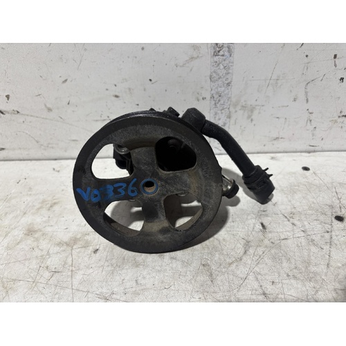 Toyota LandCruiser Steering Pump 100 Series 08/2002-10/2007