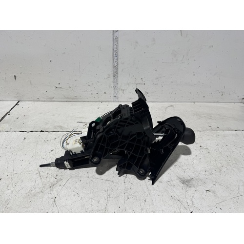 Toyota Corolla Gear Stick / Shifter ZRE152 03/2007-10/2013
