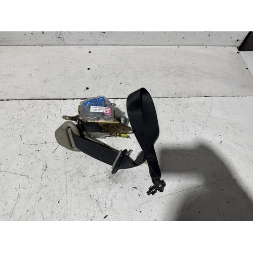 Nissan Skyline Right Front Seat Belt V35 06/2001-06/2007