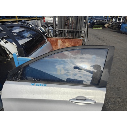 Hyundai Accent Left Front Door Glass RB 05/2011--12/2019