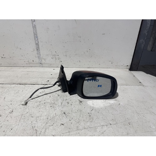 Suzuki Swift Right Door Mirror EZ 09/2004-02/2011