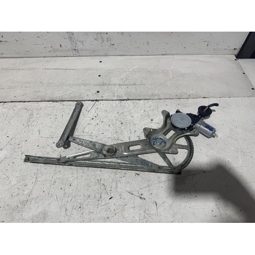 Lexus IS250 Right Front Door Window Regulator GSE20 11/2005-06/2013