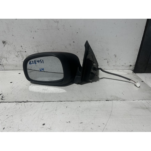 Suzuki Swift Left Door Mirror Non Indicator 3 Wires 05/2003-05/2005