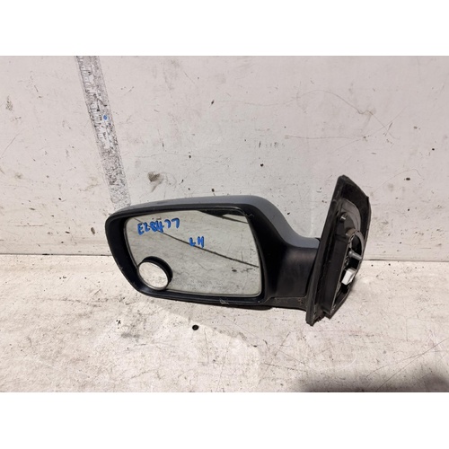 Kia Grand Carnival Left Door Mirror VQ 12/2005-05/2011