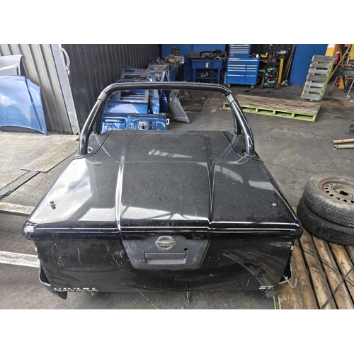 Nissan Navara Tonneau Cover and Sports Bar 09/2005-08/2015