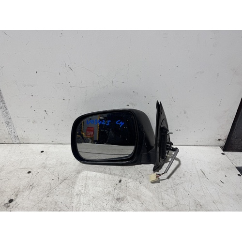 Toyota Hilux Left Door Mirror KUN16 02/2005-05/2010