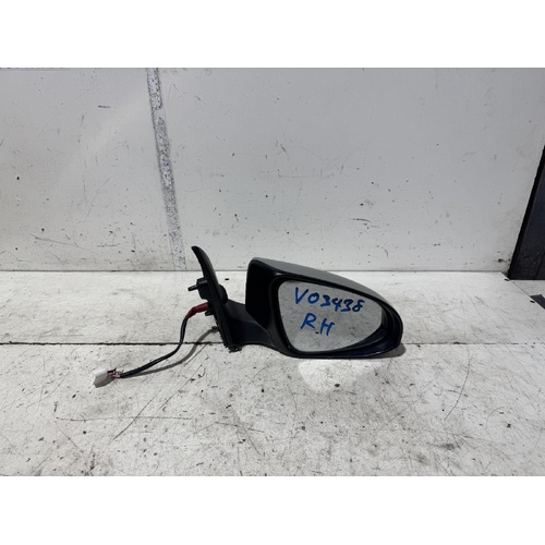 Toyota Corolla Right Door Mirror ZRE182 08/2012-06/2018