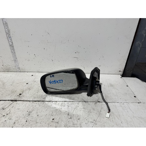 Toyota Corolla Left Door Mirror ZZE122 12/2001-04/2004