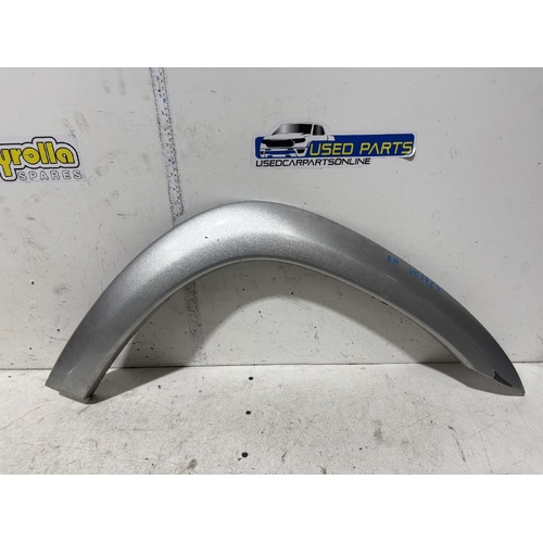 Toyota RAV4 Right Front Wheel Arch Flare ACA21 07/2000-12/2005