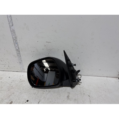YYM Brand Left Door Mirror to suit Toyota Hiace TRH/KDH### 01/2005-01/2014