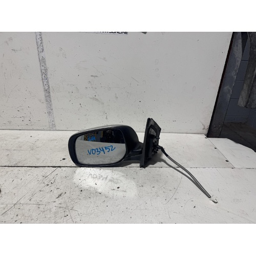 Toyota Corolla Left Door Mirror ZRE152 03/2007-02/2010