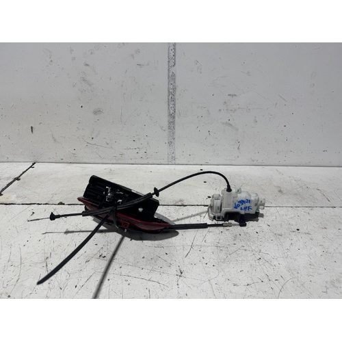 Alfa Romeo 159 Left Front Door Lock Mechanism 06/2006-01/2009