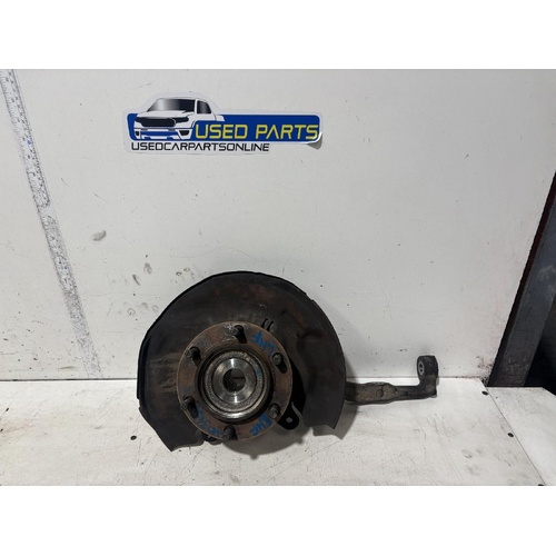 Toyota Hilux Left Front Hub Assembly KUN26 02/2005-08/2015