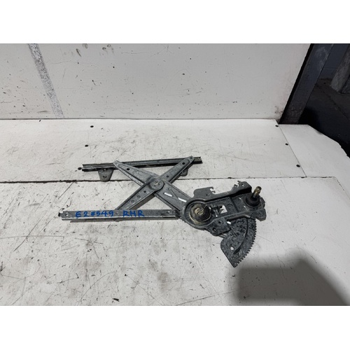Toyota Camry Right Rear Door Window Regulator SXV20 08/1997-08/2002