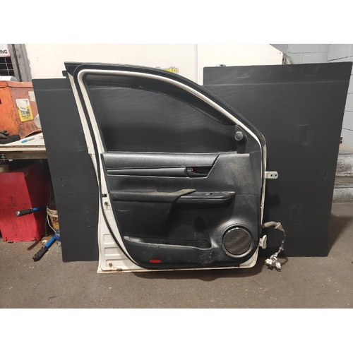 Toyota Hilux Left Front Window Regulator GUN126 06/2015-09/2025