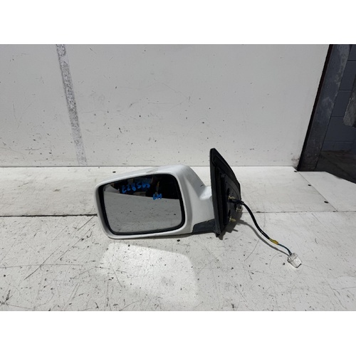 Nissan XTRAIL Left Door Mirror T30 10/2001-09/2007