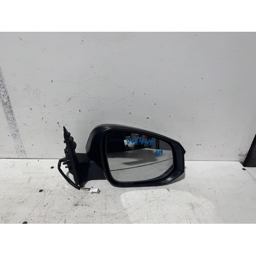 Toyota Hilux Right Door Mirror GUN126 06/2015-09/2025