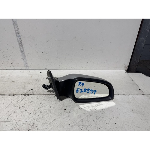 Holden Astra Right Door Mirror AH 10/2004-08/2009
