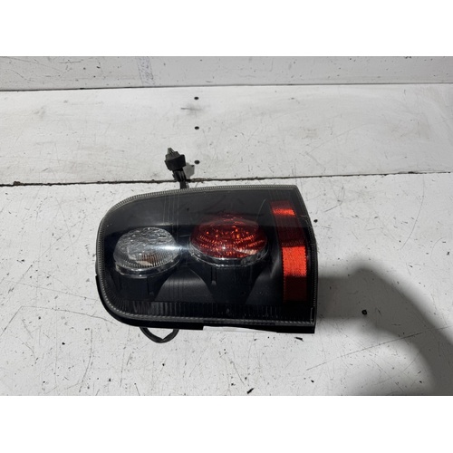 Ford Escape Left Tail Light ZC 04/2006-03/2008