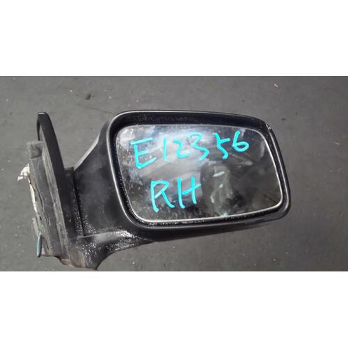 Volvo V40 Right Door Mirror Electric Coloured 03/97-01/04