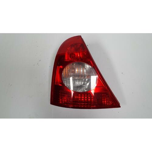 Renault Clio X65 Left Hand Rear Taillight 12/01-07/08