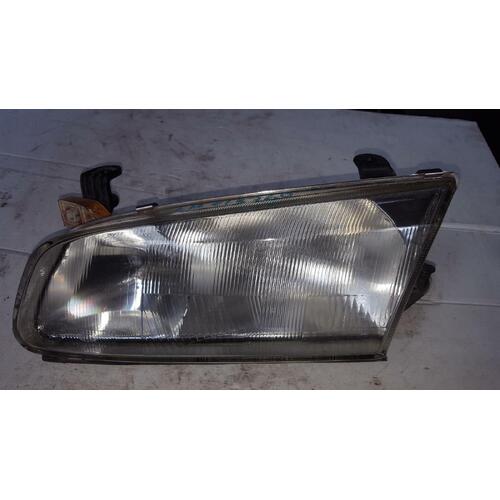 Toyota Camry Left Headlight SK20, 08/97-09/00