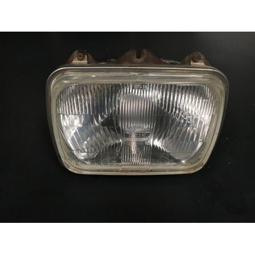 Mazda Bravo Right Head Light 01/1991-12/1995