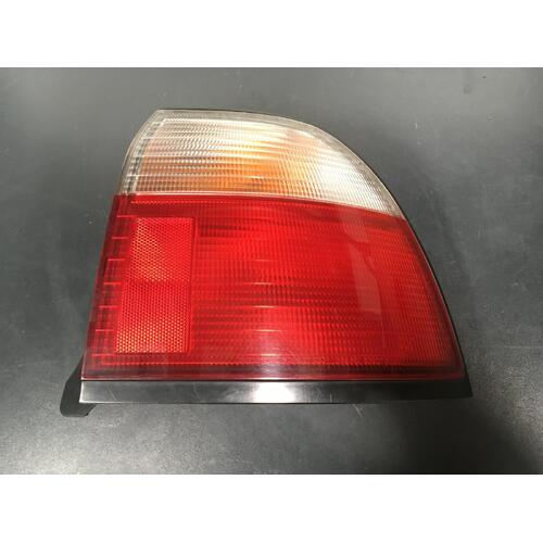 Honda Accord Tail Light Right Rear Sedan CD 11/1995-11/1997