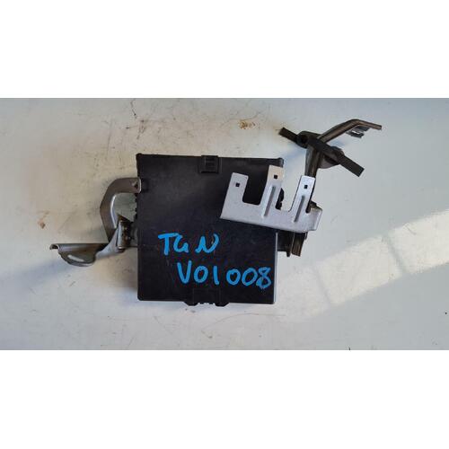 Toyota Hilux TGN15 ECU 2.7 2TR-FE Petrol Manual 03/2005-08/2015