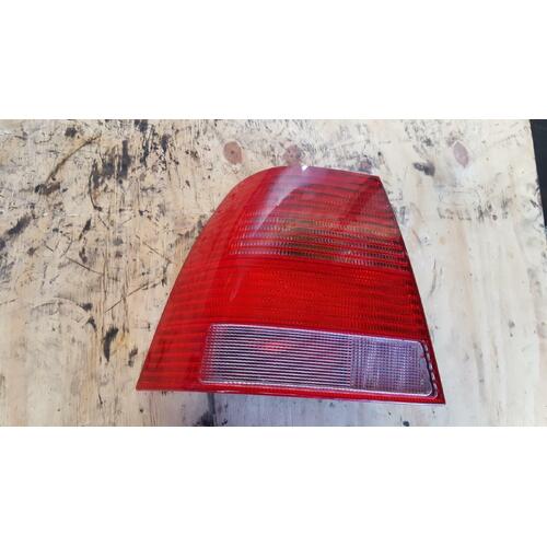 Volkswagen Bora 1J Left Tail Light 12/1999-06/2001