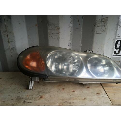 Nissan Maxima A33 Right Head Light 12/1999-09/2002