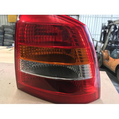 Holden Astra Right Tail Light TS 09/1998-10/2006